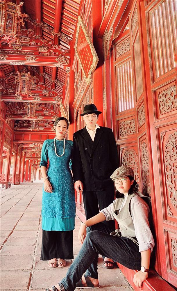 Nhóm 9X hóa tiểu thư, công tử thời ông bà anh giữa lòng Cố đô-5