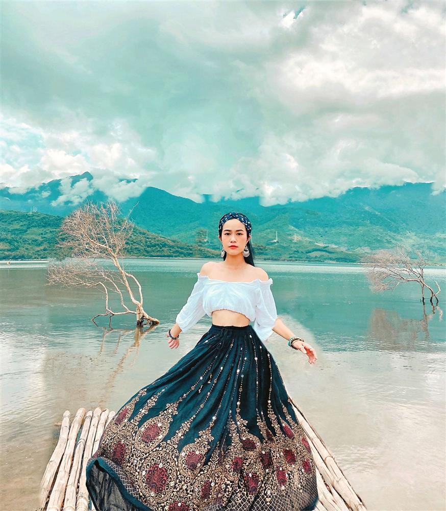 Nhóm 9X hóa tiểu thư, công tử thời ông bà anh giữa lòng Cố đô-9