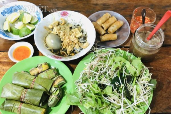 Món gỏi cuốn đặc sản Việt Nam bị một trang ẩm thực nước ngoài ví như da chân người ghê rợn-7