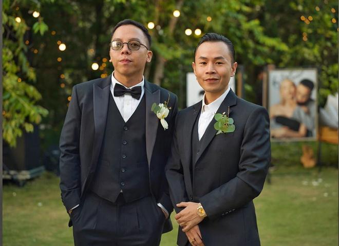 Rapper Binz ngoài đời thích mặc đồ Gucci đắt đỏ, quần áo màu nổi-1