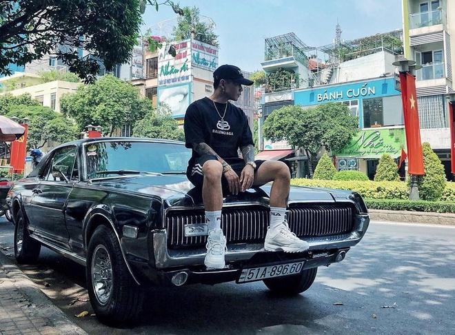 Rapper Binz ngoài đời thích mặc đồ Gucci đắt đỏ, quần áo màu nổi-5