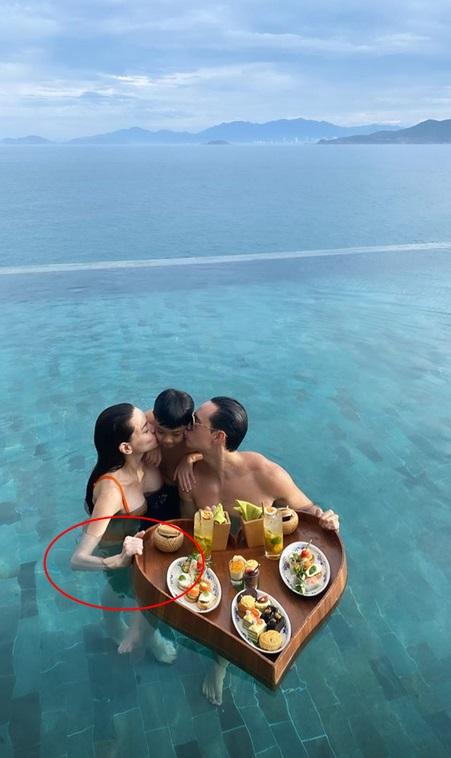 Hồ Ngọc Hà bầu 4 tháng, Võ Hoàng Yến gái đang son mà 2 cái bụng gọn gàng ngang nhau-5