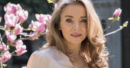 Công chúa hiện đại, người làm mẫu, người tranh cử tổng thống-15