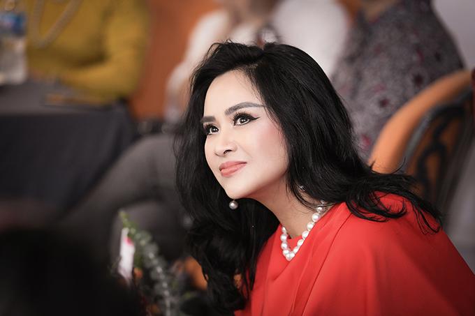 Nhan sắc tuổi ngũ tuần của ca sĩ Thanh Lam-10