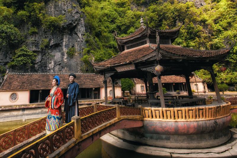 Ảnh cưới xuyên không của cô nàng Phú Quốc chủ động cầm cưa crush bằng list nhạc thất tình-2