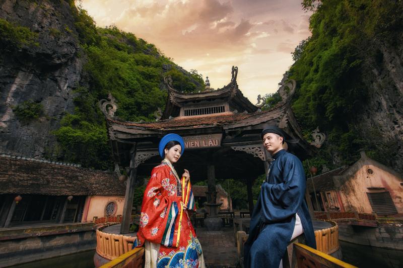 Ảnh cưới xuyên không của cô nàng Phú Quốc chủ động cầm cưa crush bằng list nhạc thất tình-3