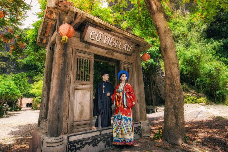 Ảnh cưới xuyên không của cô nàng Phú Quốc chủ động cầm cưa crush bằng list nhạc thất tình-9