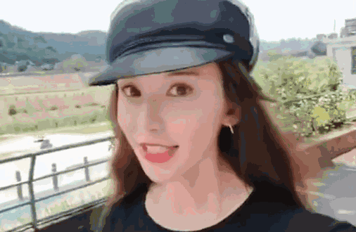 Giật mình với gương mặt người lạ ơi của Lâm Chí Linh-4