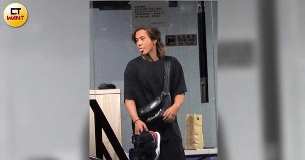 La Chí Tường lộ diện bơ phờ sau bê bối tình dục thác loạn-2