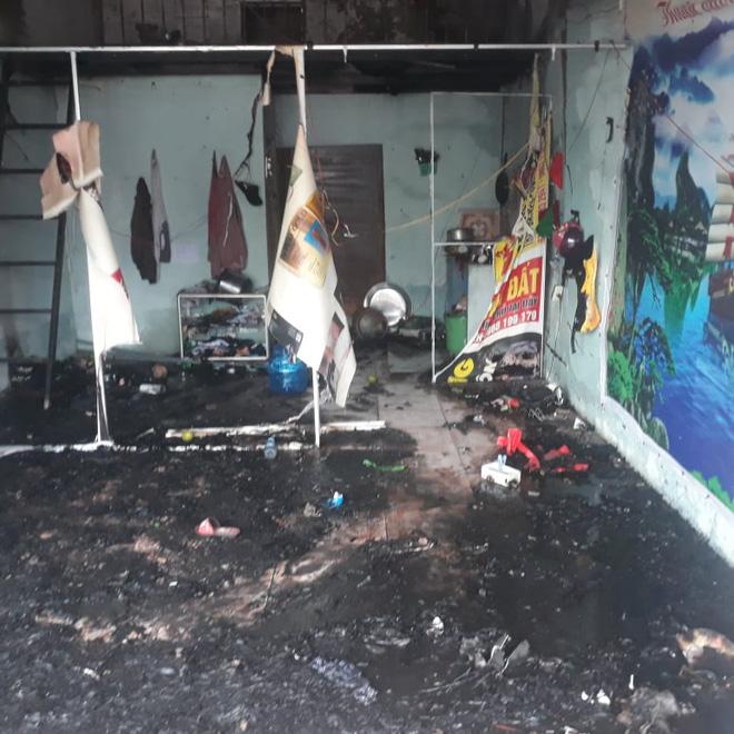 Vụ cháy tiệm cầm đồ ở Bình Dương: 2 vợ chồng và con trai 6 tuổi tử vong, nghi đốt nhà tự tử-3