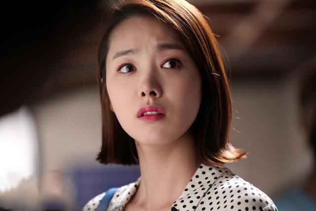 Vừa bước xuống xe, tôi choáng váng khi nhìn thấy anh trai của người yêu-1