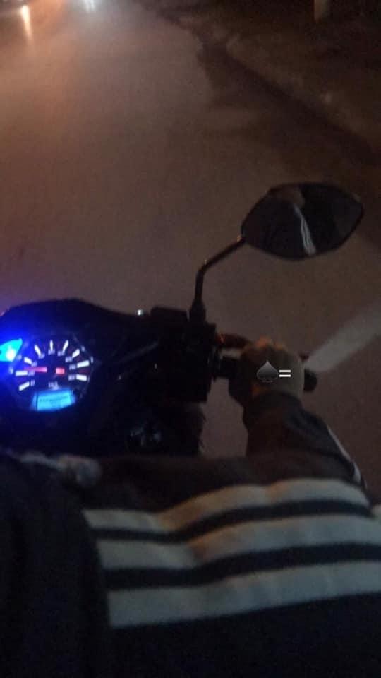 Đi bar với chồng người ta đến tận 3 giờ sáng, cô bạn thân có duyên nhất hệ Mặt Trời bị ném đá tơi bời-3