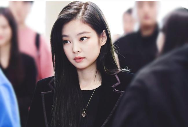Jennie (BLACKPINK) bất ngờ bị bạn học cùng khóa tố bạo lực học đường-2