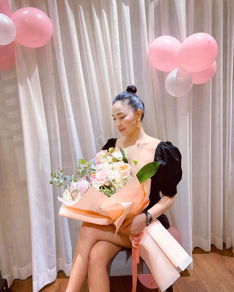 Đường tình lắm mối của Quỳnh Thư - mỹ nhân bị đồn yêu chồng cũ Quỳnh Nga-6