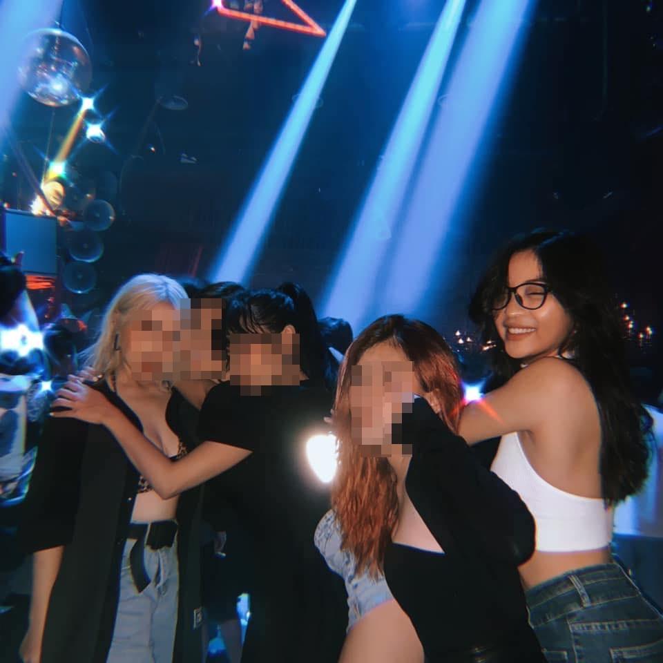 Nhật Lê rời bỏ mối tình 3 năm với Quang Hải: Ăn mặc gợi tình, tiệc tùng quên lối-4