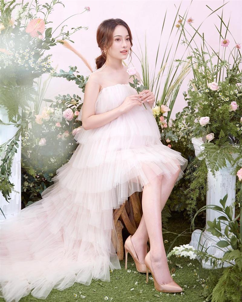 Ảnh bầu sao Việt: Người thích Tây hóa nên mất sang, người vẽ toàn thân lại độc đáo-3