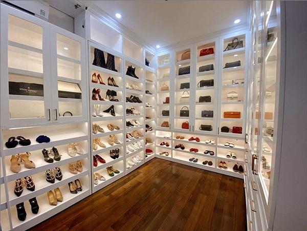 Bảo Thy khoe phòng chất đồ hiệu như trung tâm thương mại-1