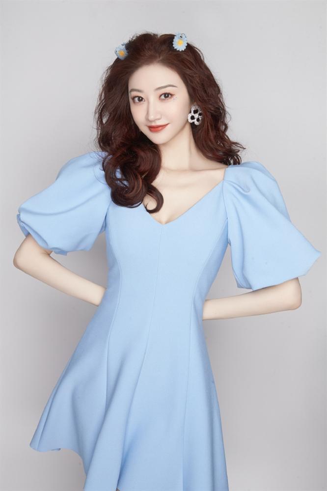 Mỹ nữ Bắc Kinh Cảnh Điềm gây sang chấn tâm lý với vẻ đẹp hack tuổi-5