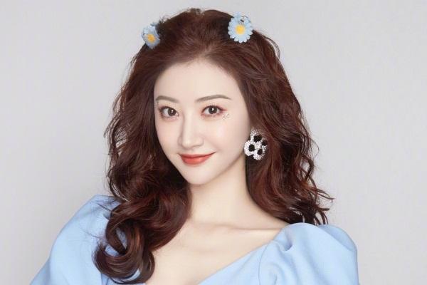 Cảnh Điềm bị chê giống ếch khi công khai thẩm mỹ hỏng-6