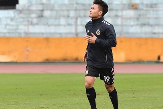 7 tháng 'tai họa' của Quang Hải: Từ lùm xùm tình ái đến ốm đau, chấn thương liên miên