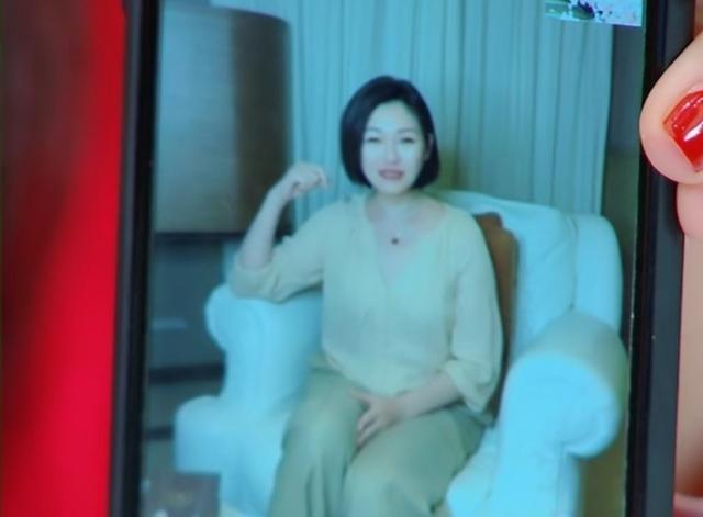 Từ Hy Viên mập lên trông thấy khi tuổi tác chạm số 44-3