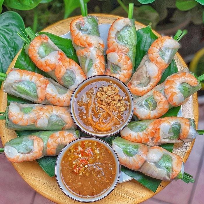 Món gỏi cuốn đặc sản Việt Nam bị một trang ẩm thực nước ngoài ví như da chân người ghê rợn-6