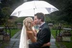Cơn mưa thích nhất tiết lộ điều gì về đám cưới của bạn trong tương lai?