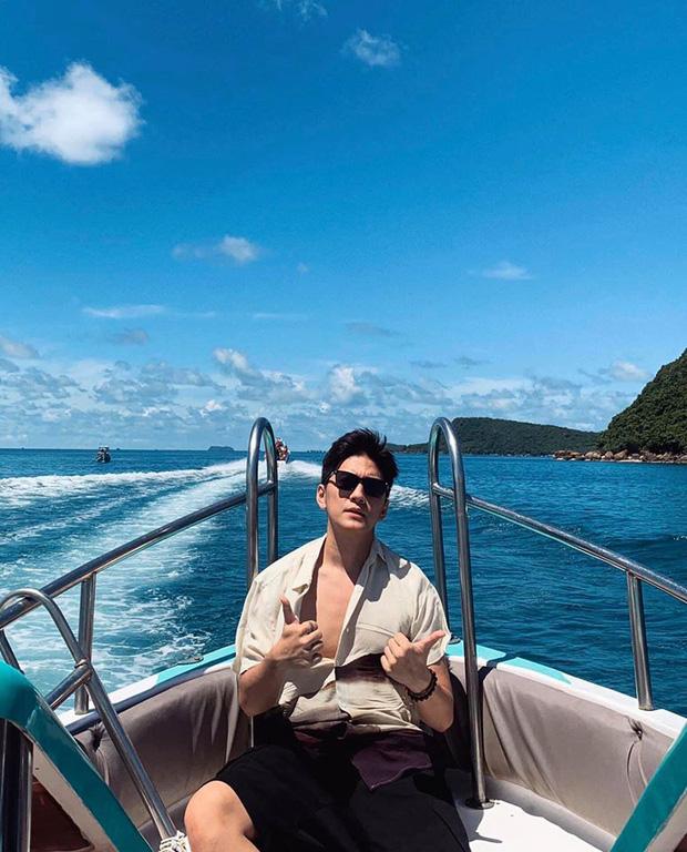 Profile khủng nam chính Người ấy là ai tập 10: Đẹp trai, đi xe xịn đeo đồng hồ kim cương-8