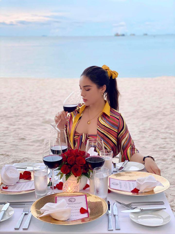 Cuộc sống như bà hoàng với khối gia tài kếch xù của Hoa hậu Kỳ Duyên-19