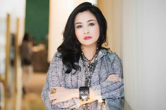 Trầm trồ trước không gian sống tràn ngập tượng Phật của Diva Thanh Lam và mẹ