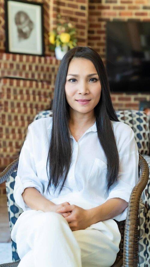 Hồng Ngọc khoe cận nhan sắc rạng rỡ sau bỏng nặng, lộ ra một số thương tích khó lành-2