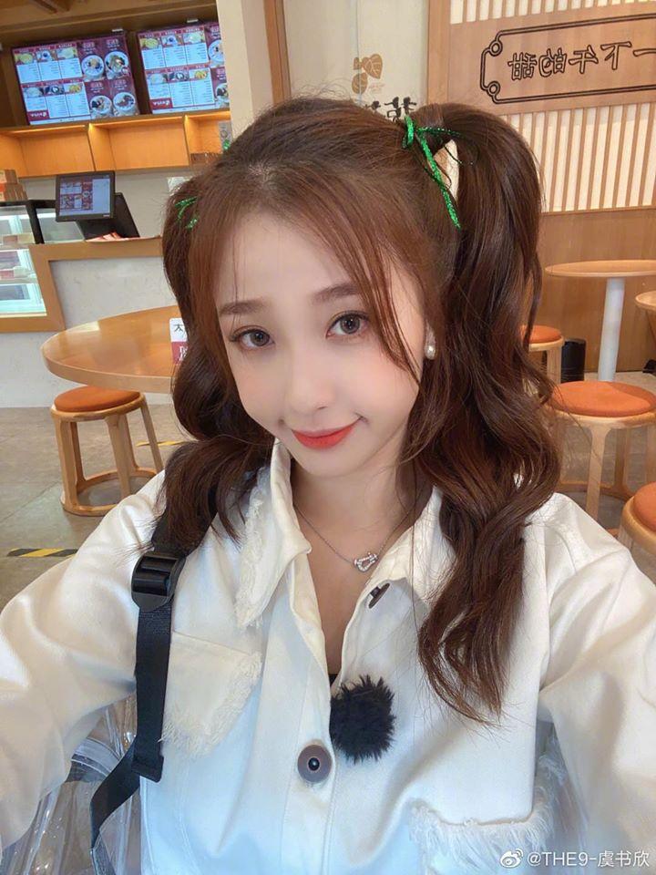 3 idol Trung Quốc bất tài vẫn nổi đình đám nhờ ô dù nâng đỡ-5