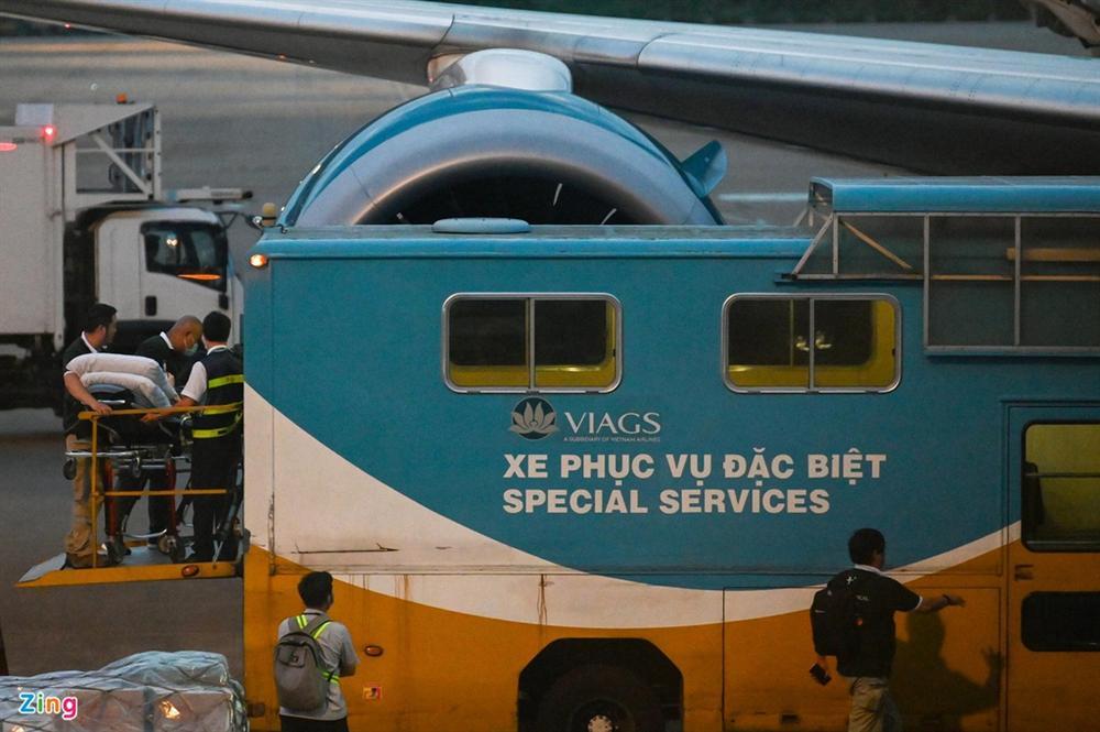 Bệnh nhân 91 lên máy bay bắt đầu hành trình về nước-2