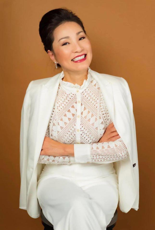 Hồng Đào làm thế nào để trông trẻ trung ở tuổi 58?-3