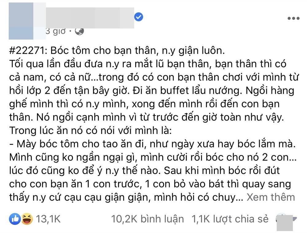 Đưa người yêu đi ăn nhưng chỉ chăm chăm làm một việc cho bạn thân khác giới, chàng trai nhận kết đắng-1