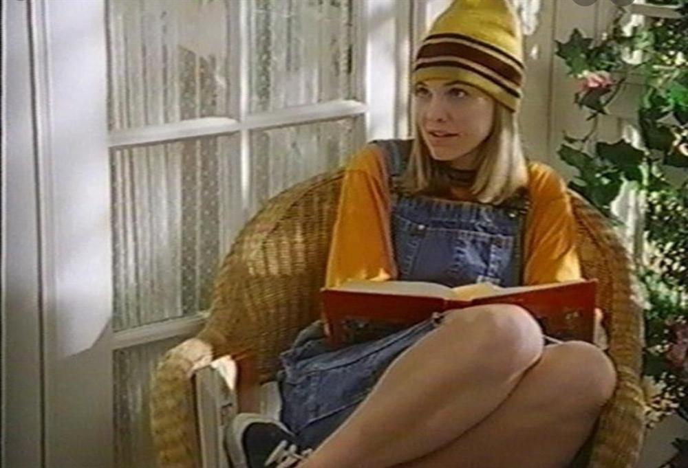 Nữ chính Thế giới bí mật của Alex Mack giờ ra sao?-2