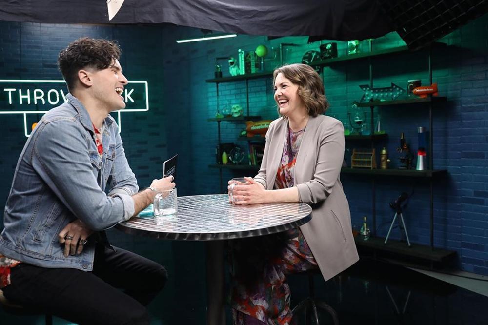 Nữ chính Thế giới bí mật của Alex Mack giờ ra sao?-9