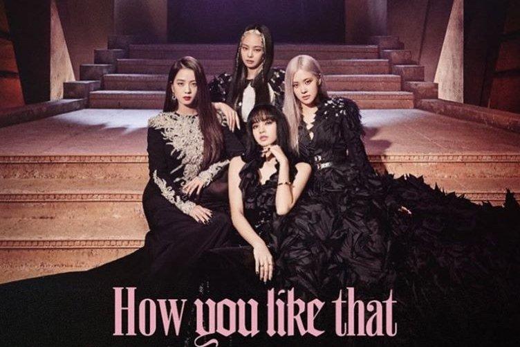 Tiktok hot nhất tuần qua: Trend biến hình với Maria của Hwasa-1