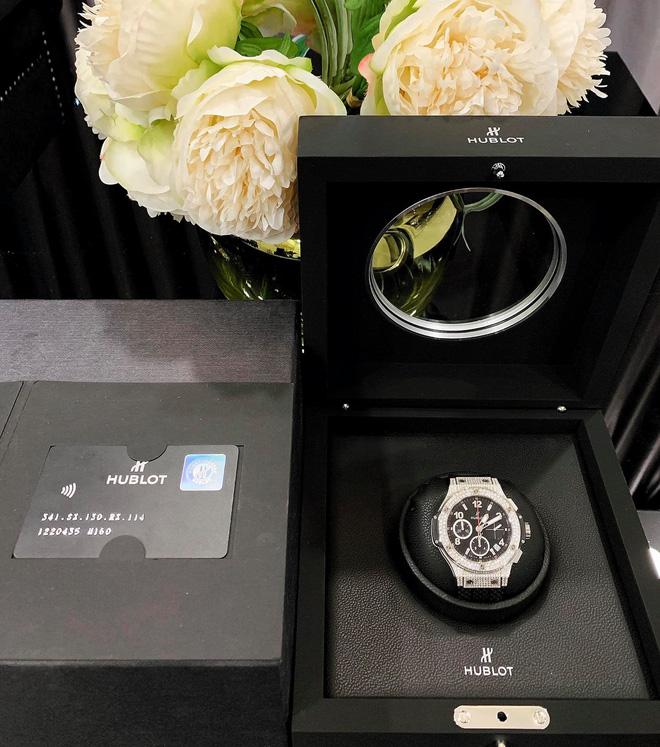 Tú ông Lục Triều Vỹ lột xác từ hot teen chân quê thành hot boy 6 múi đầy hàng hiệu-11