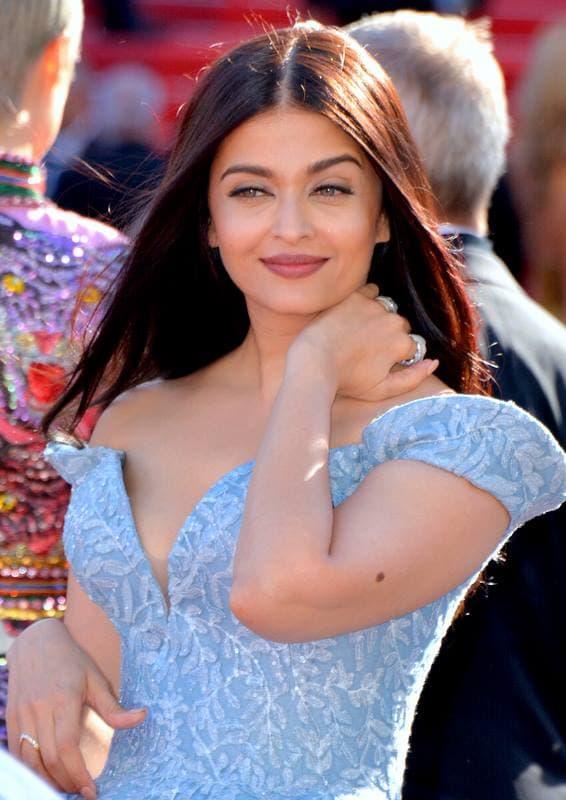 Hoa hậu đẹp nhất mọi thời đại Aishwarya Rai dương tính với Covid-19-2