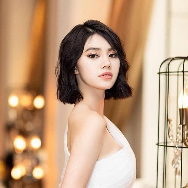 Jolie Nguyễn biết kiếm tiền, thân tự lập thân từ năm 15 tuổi-1