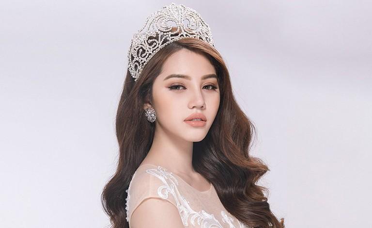 Jolie Nguyễn thuộc top mỹ nhân sở hữu đôi môi tều như cá chùi kính-3