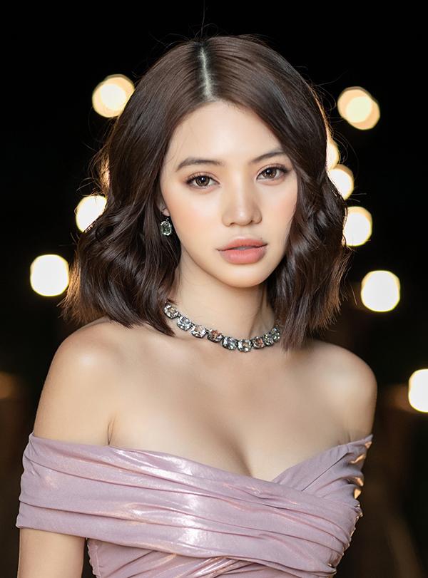 Jolie Nguyễn thuộc top mỹ nhân sở hữu đôi môi tều như cá chùi kính-2