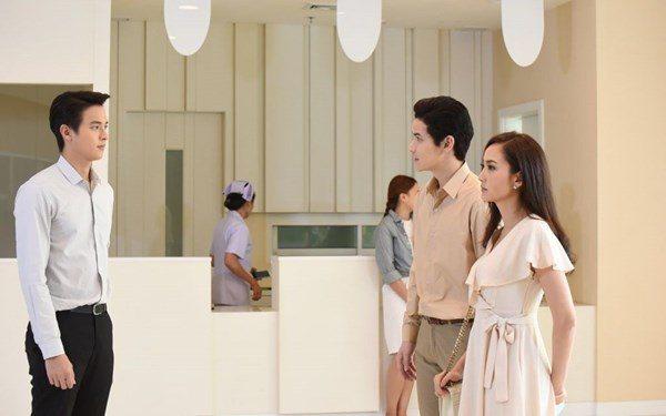 Bủn rủn gặp vợ ôm bồ vào nhà nghỉ, tôi chạy lại nhét thứ này vào tay rồi về thẳng-2