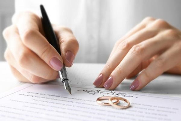 Từ 1/9, thách cưới quá đáng gây cản trở việc kết hôn có thể bị phạt tiền-2