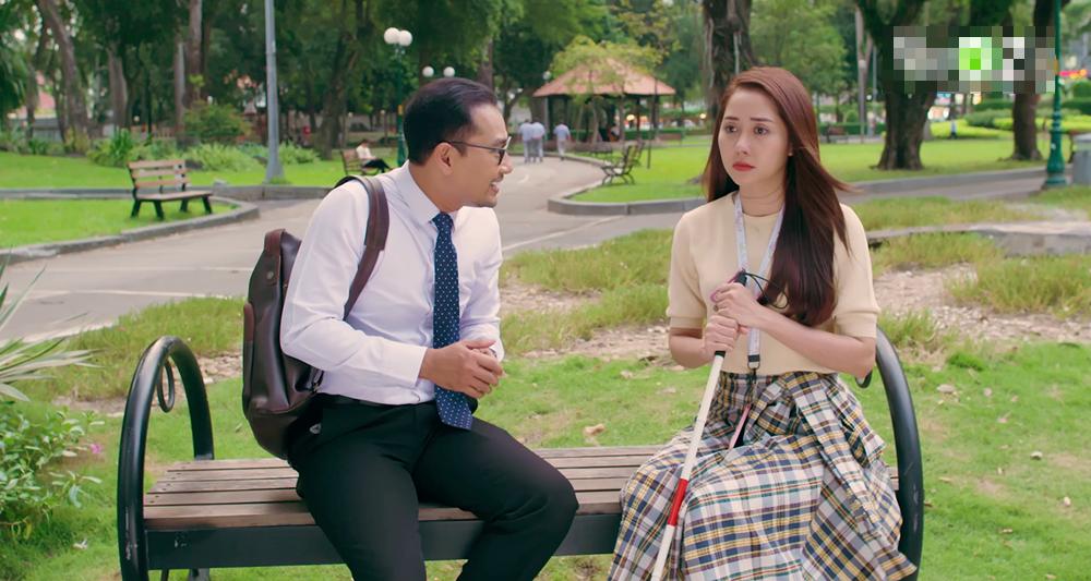 Gạo nếp gạo tẻ phần 2 tập 13: Sếp tổng mặt lạnh S.T Sơn Thạch bị Tường Vi hút mất hồn-3