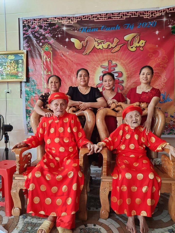 Đám cưới kim cương đáng ngưỡng mộ của đôi vợ chồng U90: 70 năm bên nhau vẫn mặn nồng như ban đầu