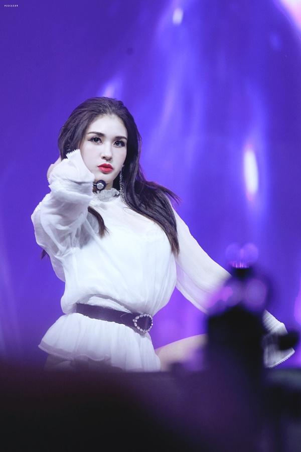 Thần tượng Kpop khủng hoảng ra sao sau khi nhóm nhạc tan rã?-3