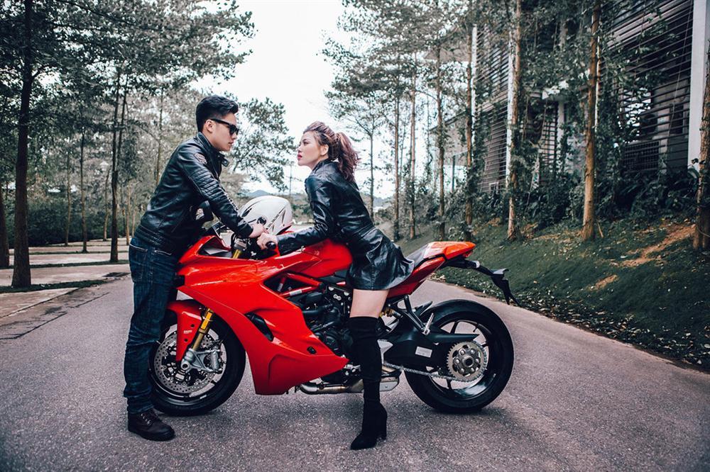 Cặp đôi khỏa thân nằm giữa đường chụp ảnh cưới gây tranh cãi-8