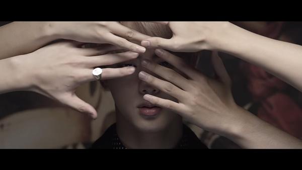 Apple G-Friend: 9 bí ẩn kết nối MV của BTS, TXT, G-Friend còn lâu bạn mới biết-12